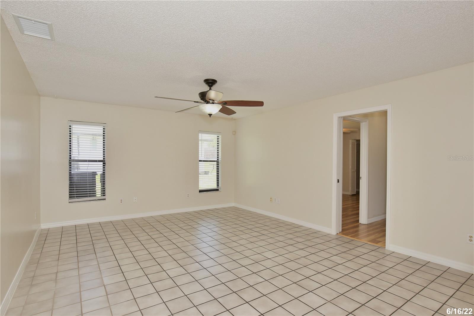 PIEDMONT LAKES PH 03 - Residential Lease