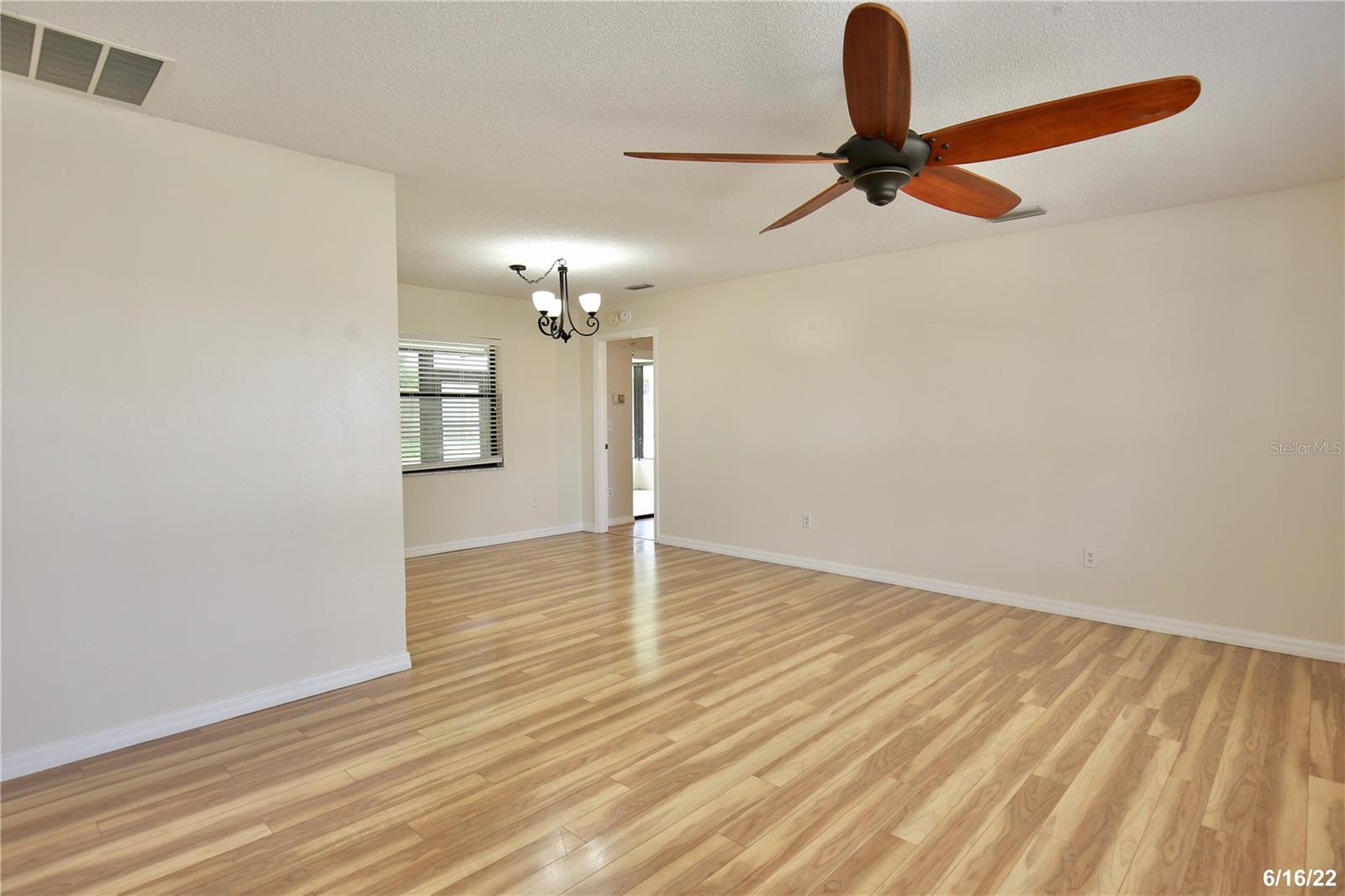 PIEDMONT LAKES PH 03 - Residential Lease