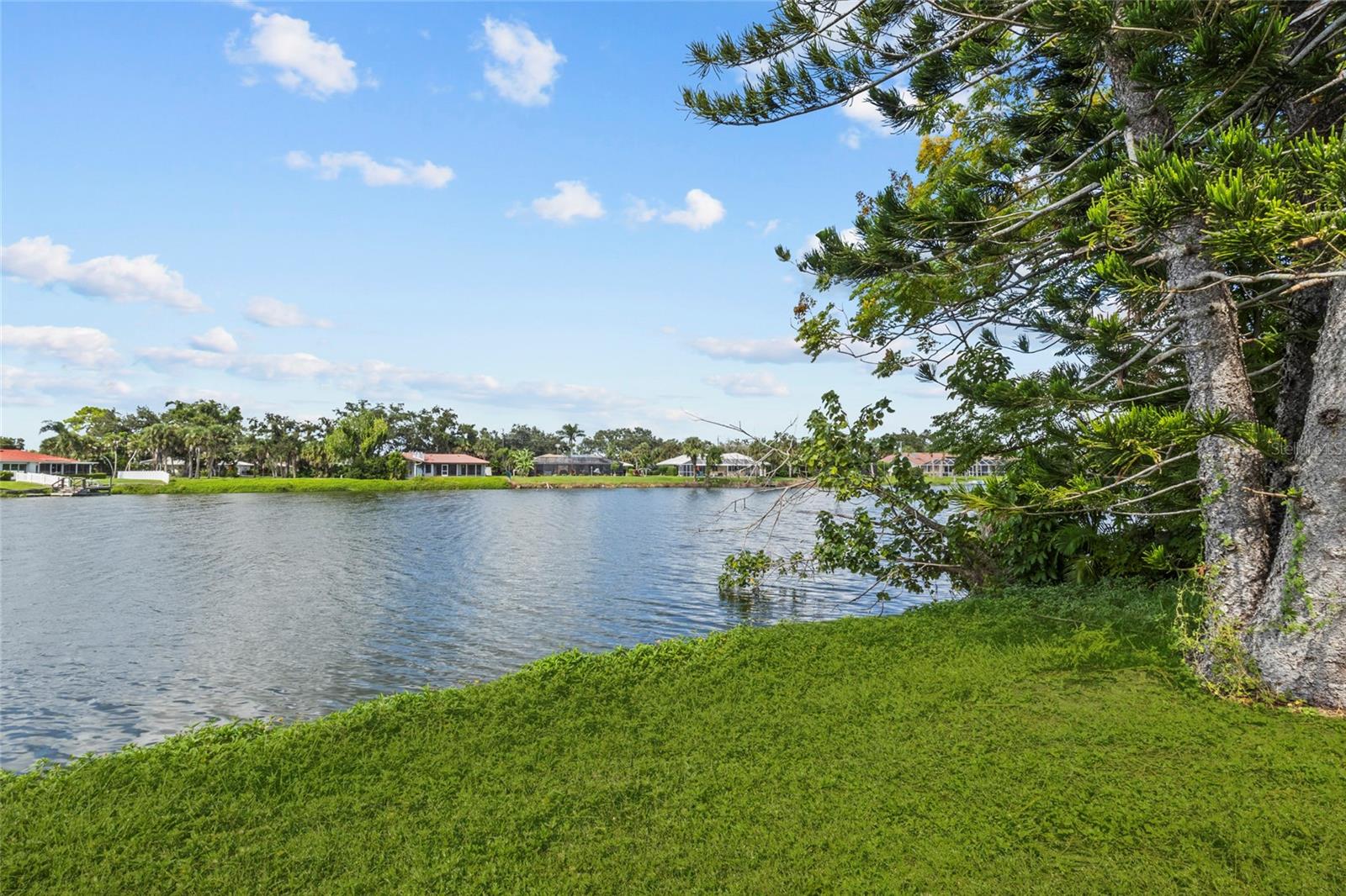 VENETIAN GARDENS - Residential