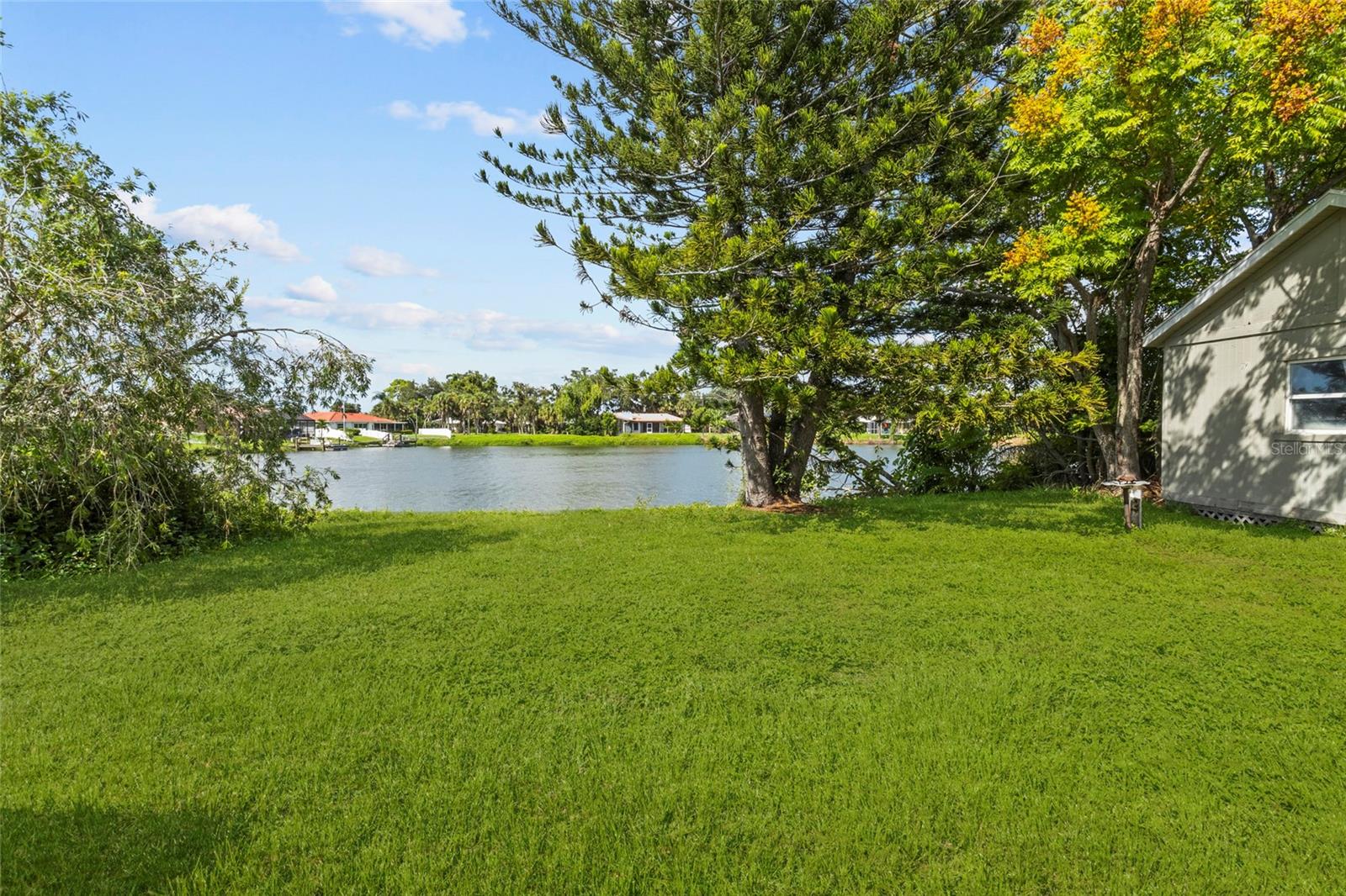 VENETIAN GARDENS - Residential