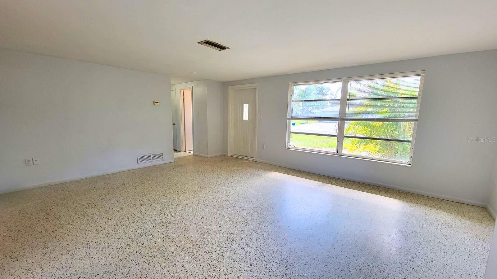 209 LAKE SHORE DRIVE