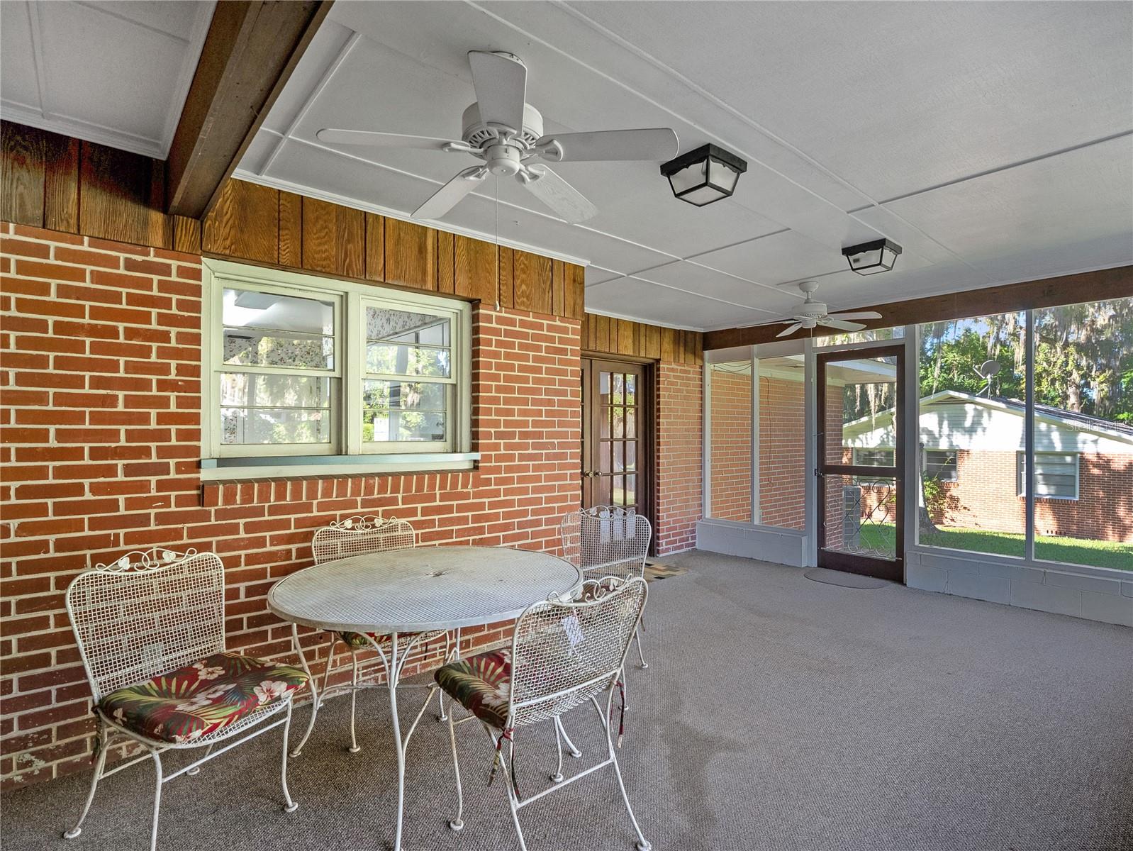 ALVAREZ GRANT - Residential