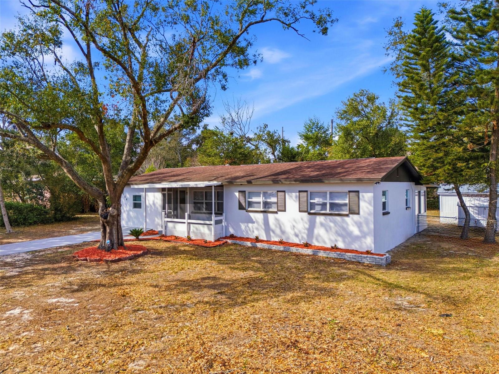 TEMPLE TERRACE ESTATES - Residential