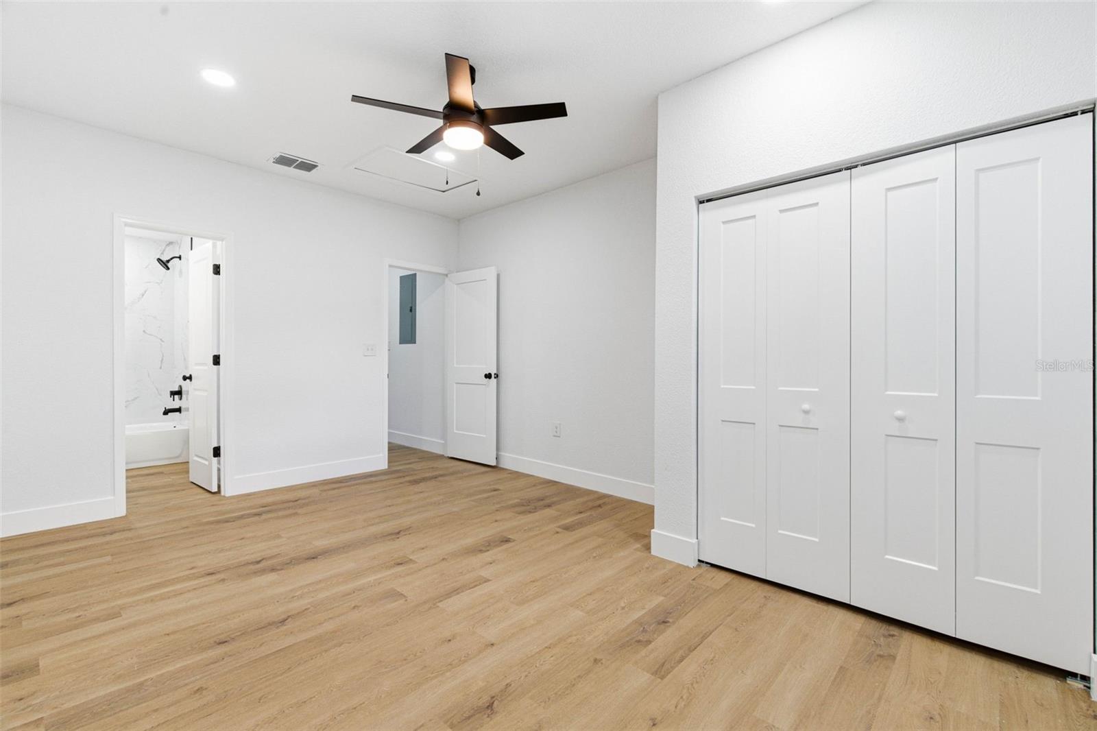 TEMPLE TERRACE ESTATES - Residential