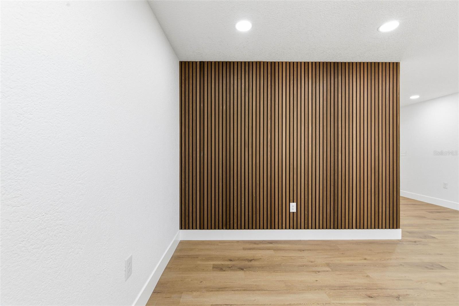 TEMPLE TERRACE ESTATES - Residential