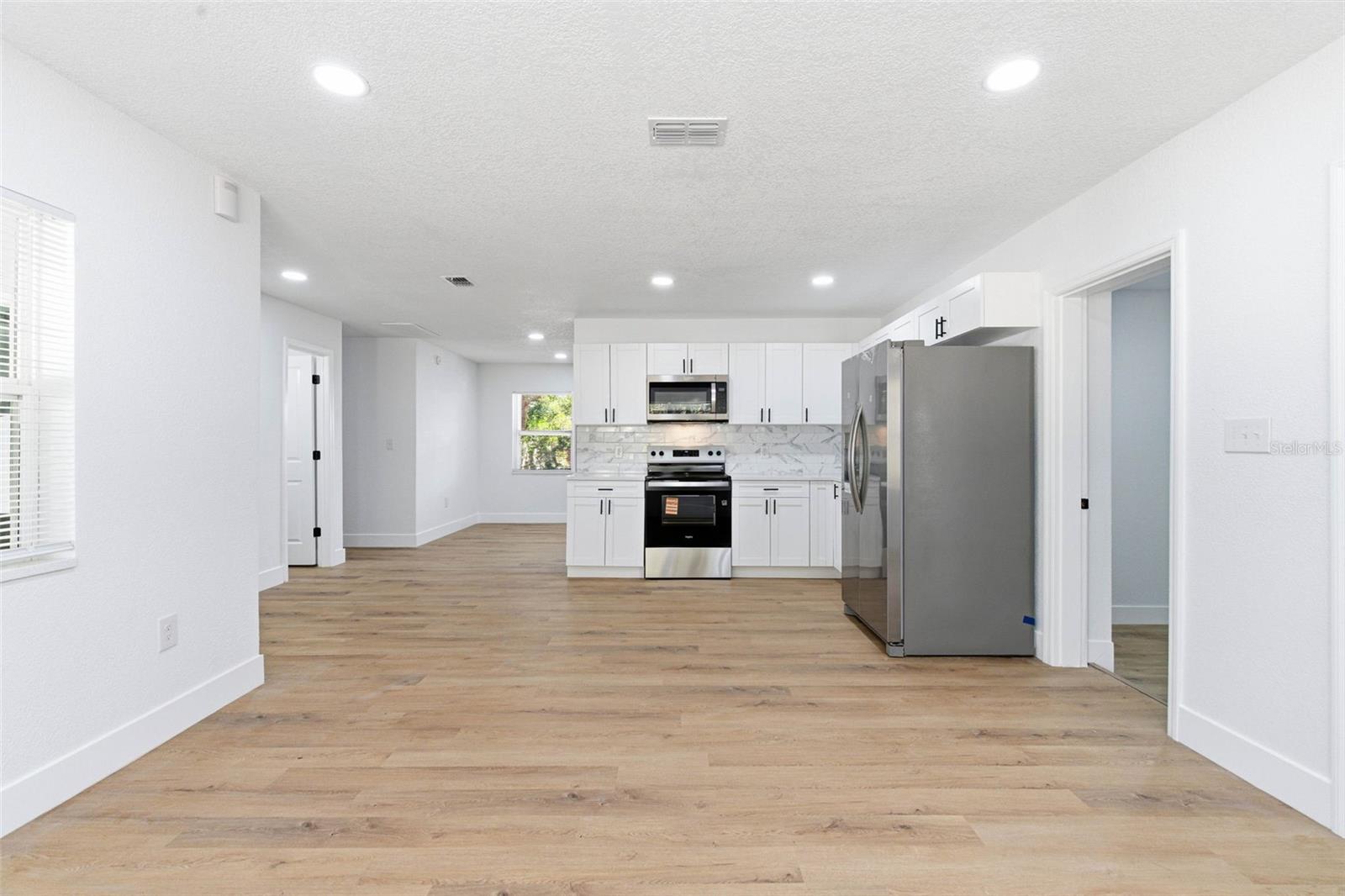 TEMPLE TERRACE ESTATES - Residential