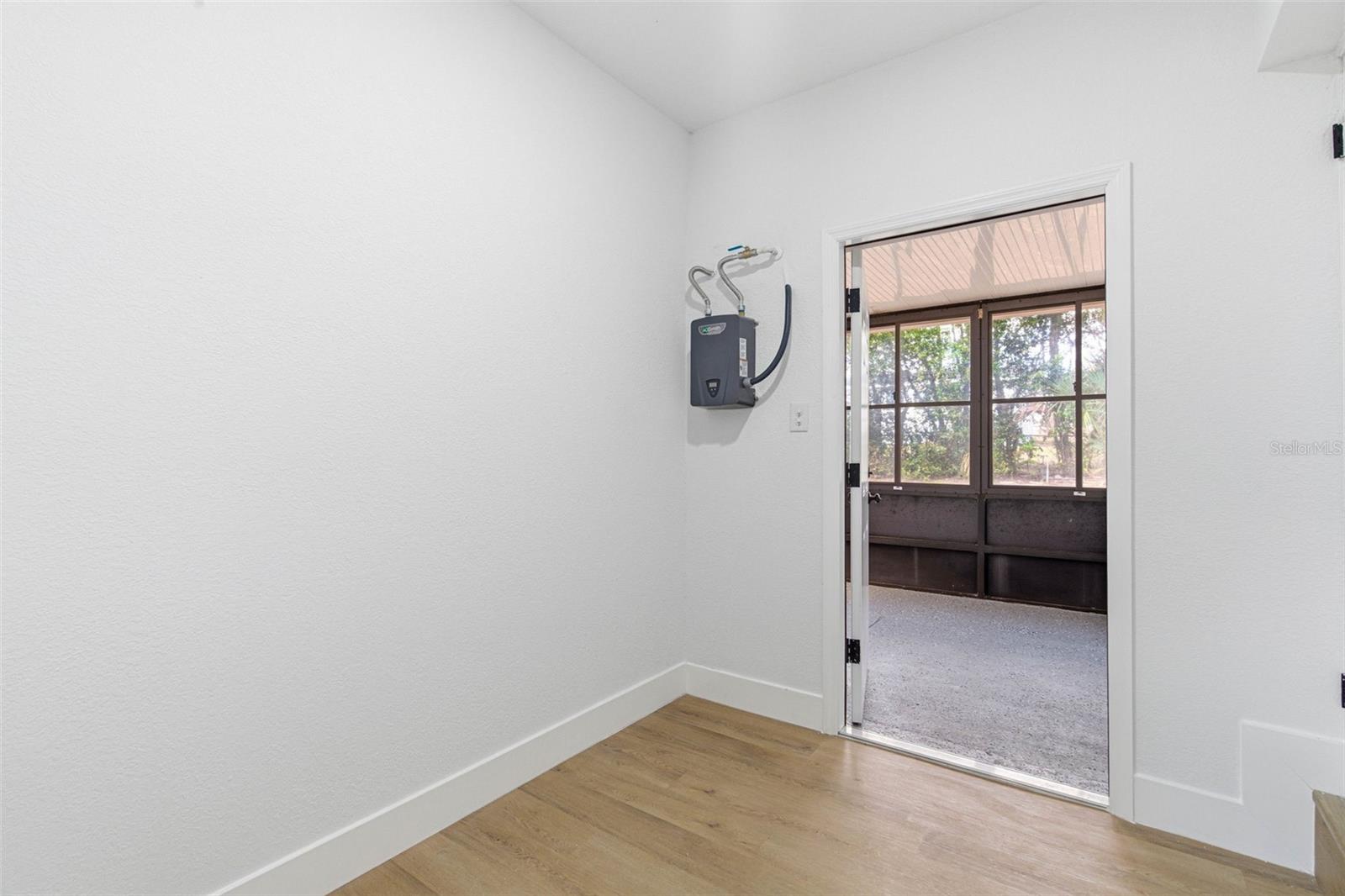 TEMPLE TERRACE ESTATES - Residential