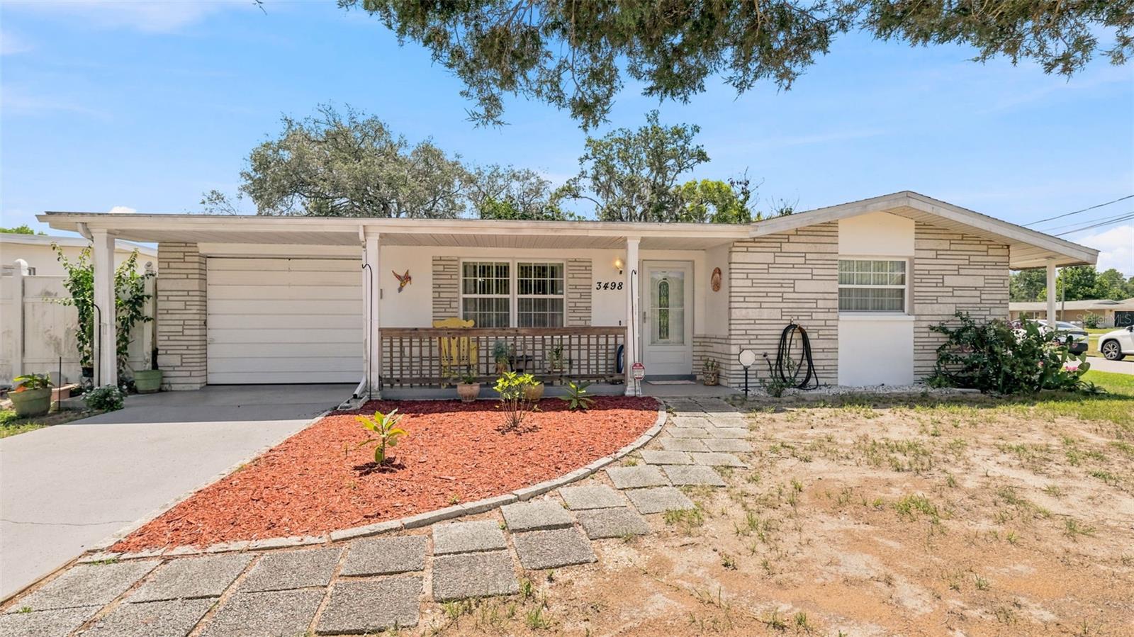 3498 THUNDERBIRD AVENUE