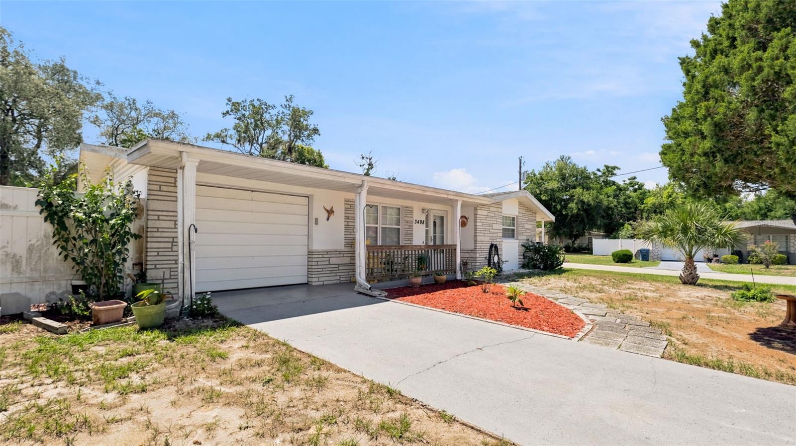 3498 THUNDERBIRD AVENUE