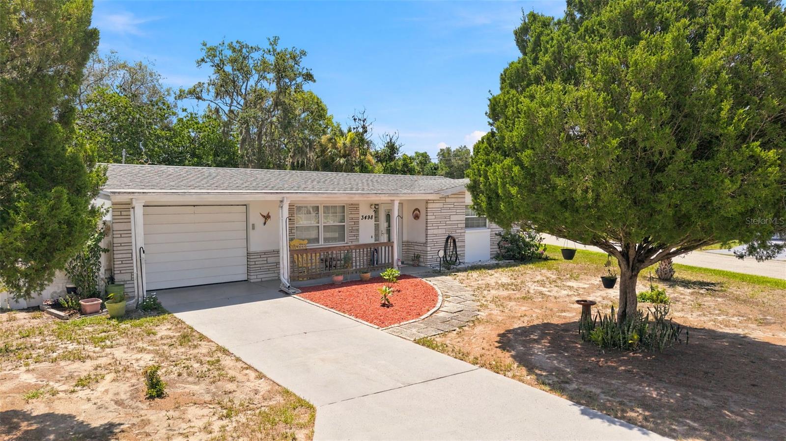 3498 THUNDERBIRD AVENUE