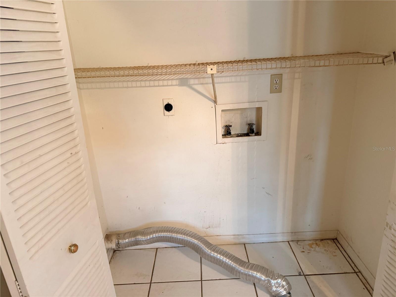 TOWN/DUNNELLON - Residential