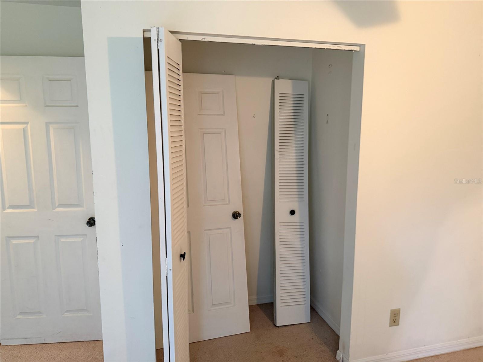 TOWN/DUNNELLON - Residential