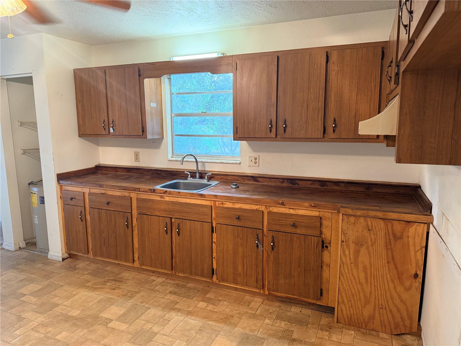 TOWN/DUNNELLON - Residential