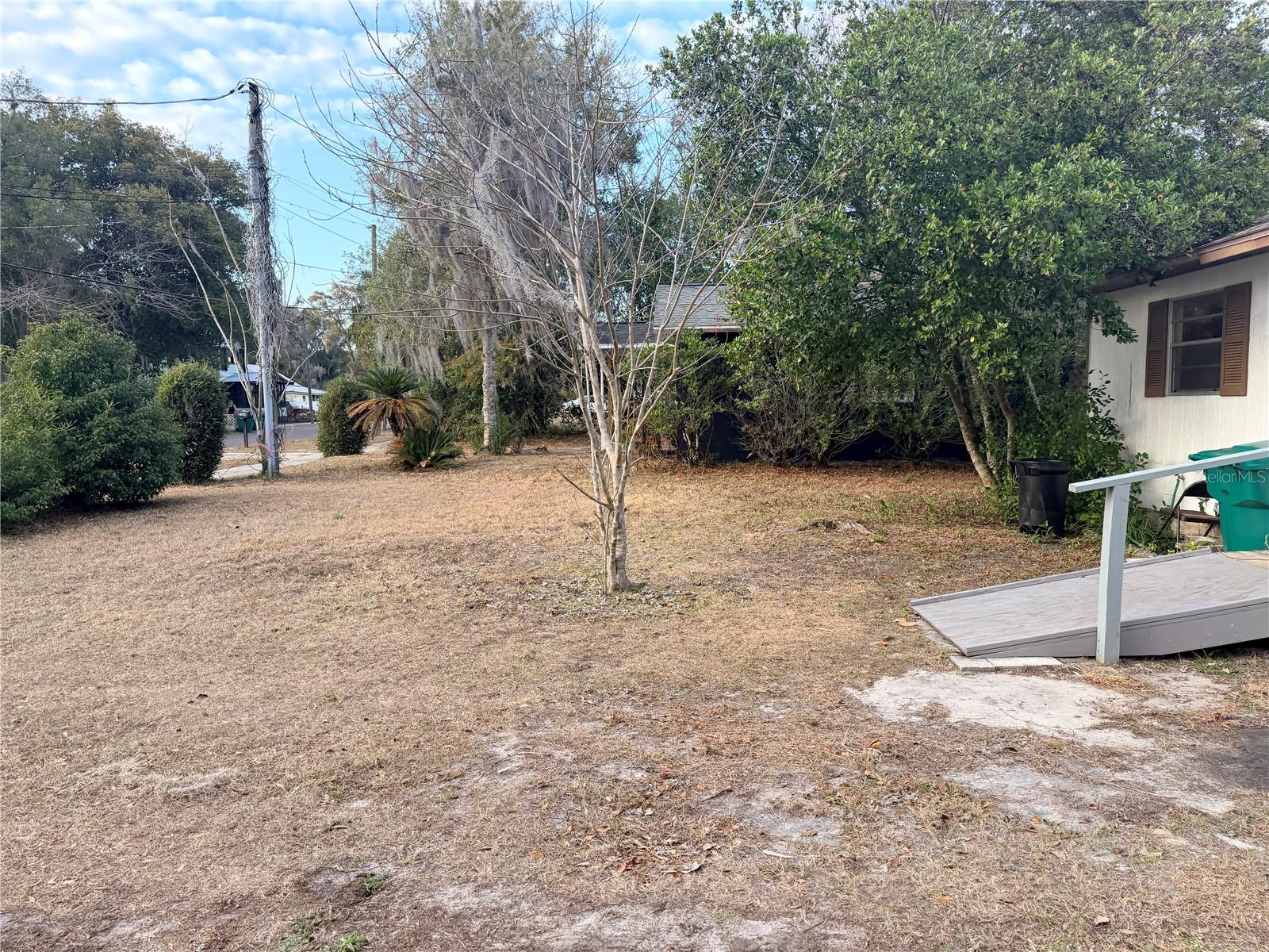 TOWN/DUNNELLON - Residential