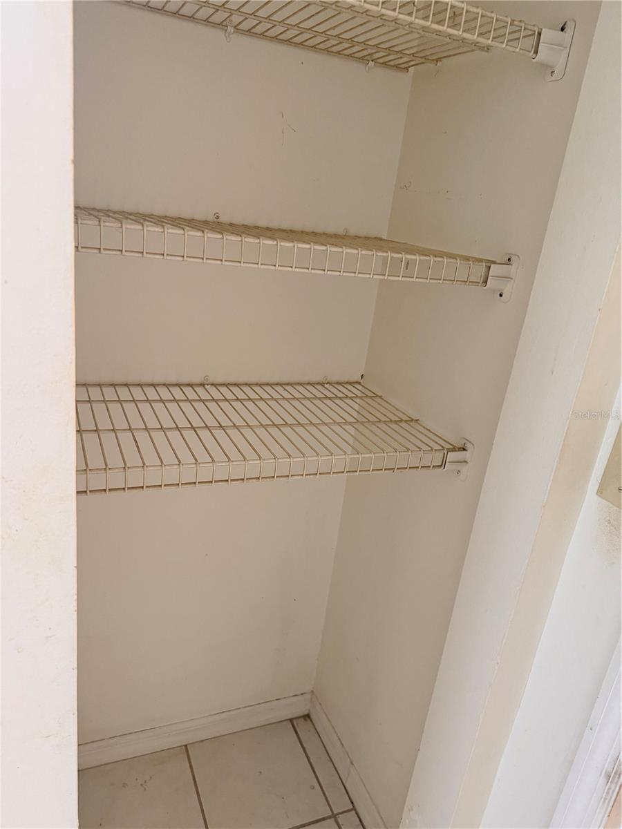 TOWN/DUNNELLON - Residential