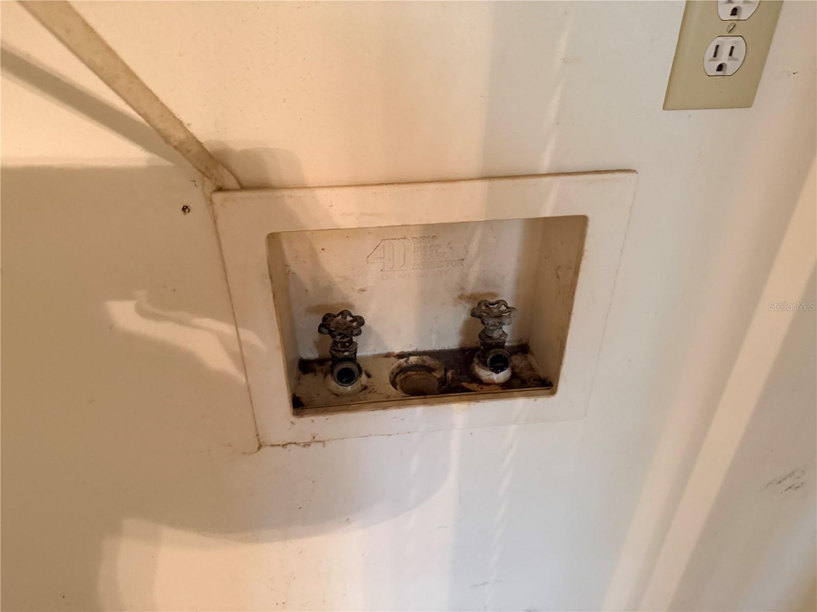 TOWN/DUNNELLON - Residential