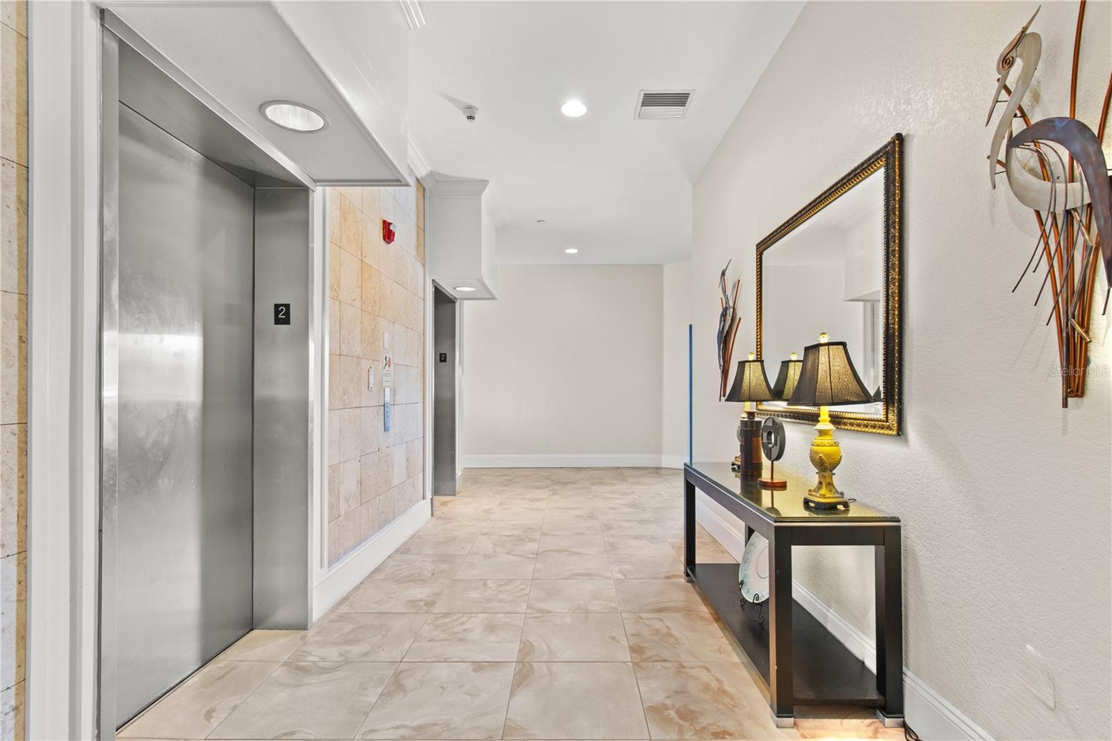 DOCKSIDE CONDO - Residential