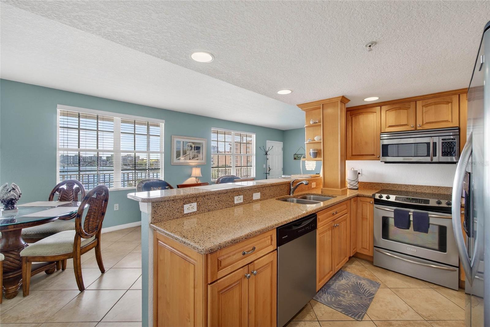 DOCKSIDE CONDO - Residential