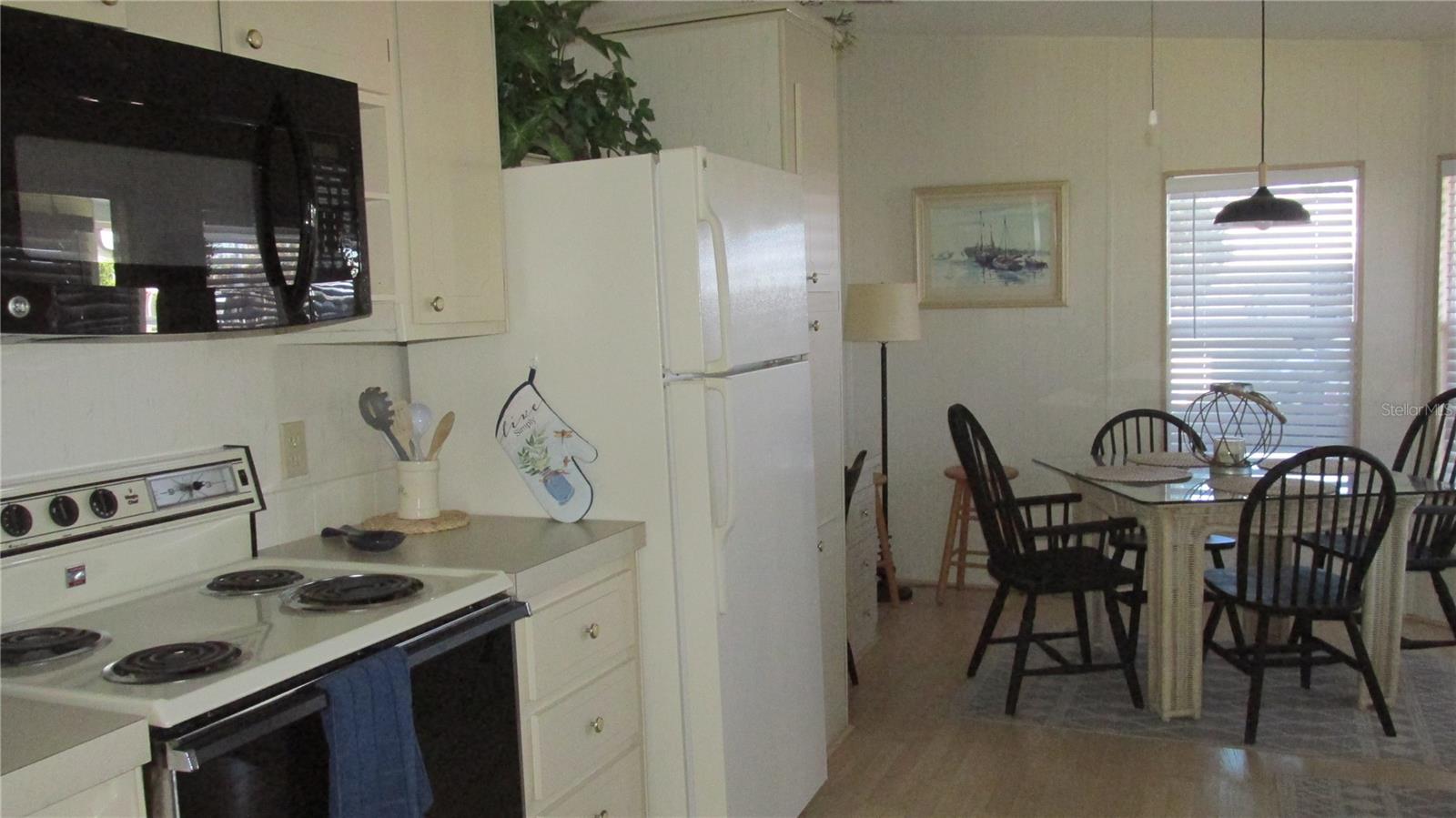 SWEETWATER GOLF & TENNIS CLUB - Residential