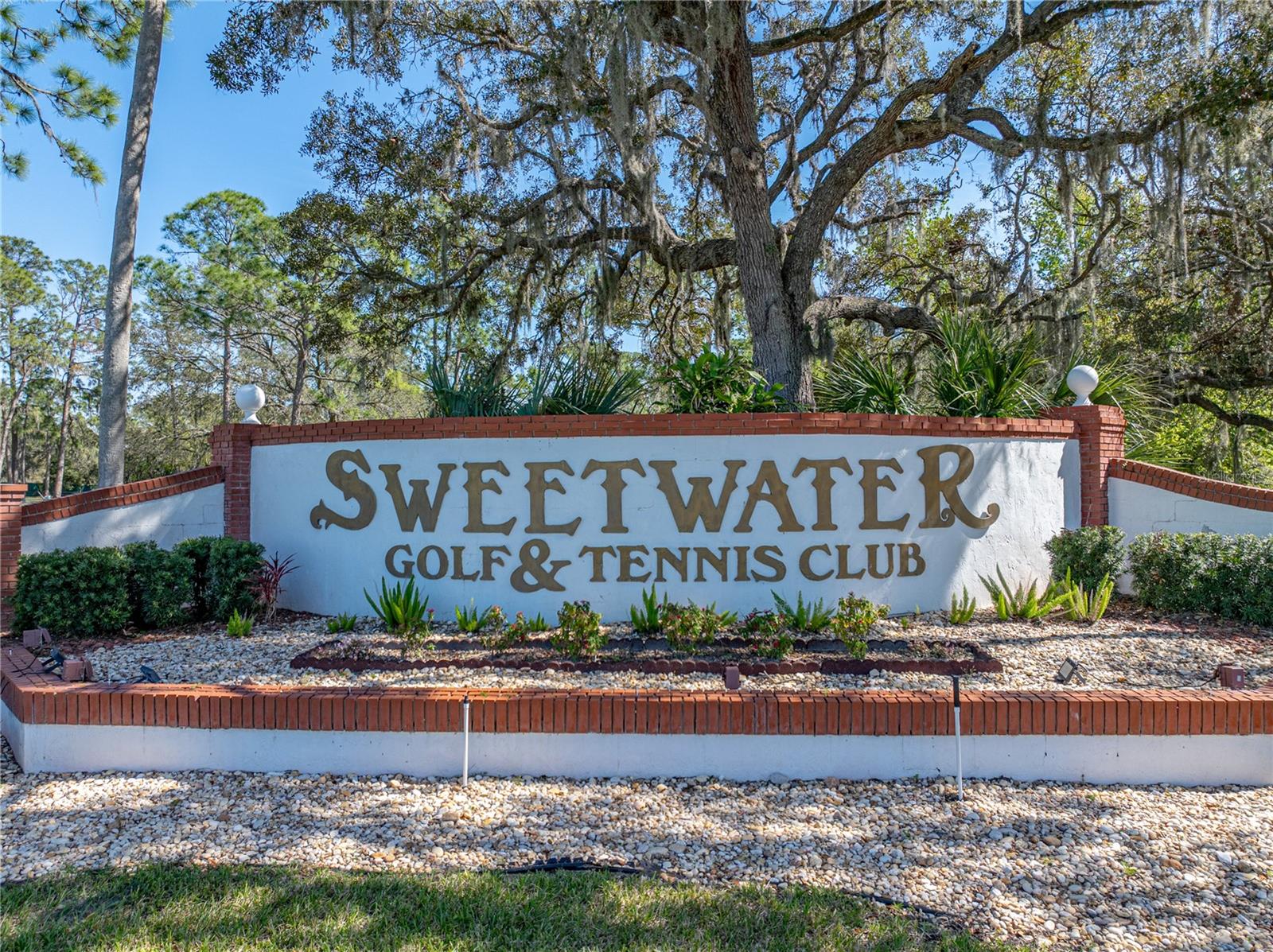 SWEETWATER GOLF & TENNIS CLUB - Residential
