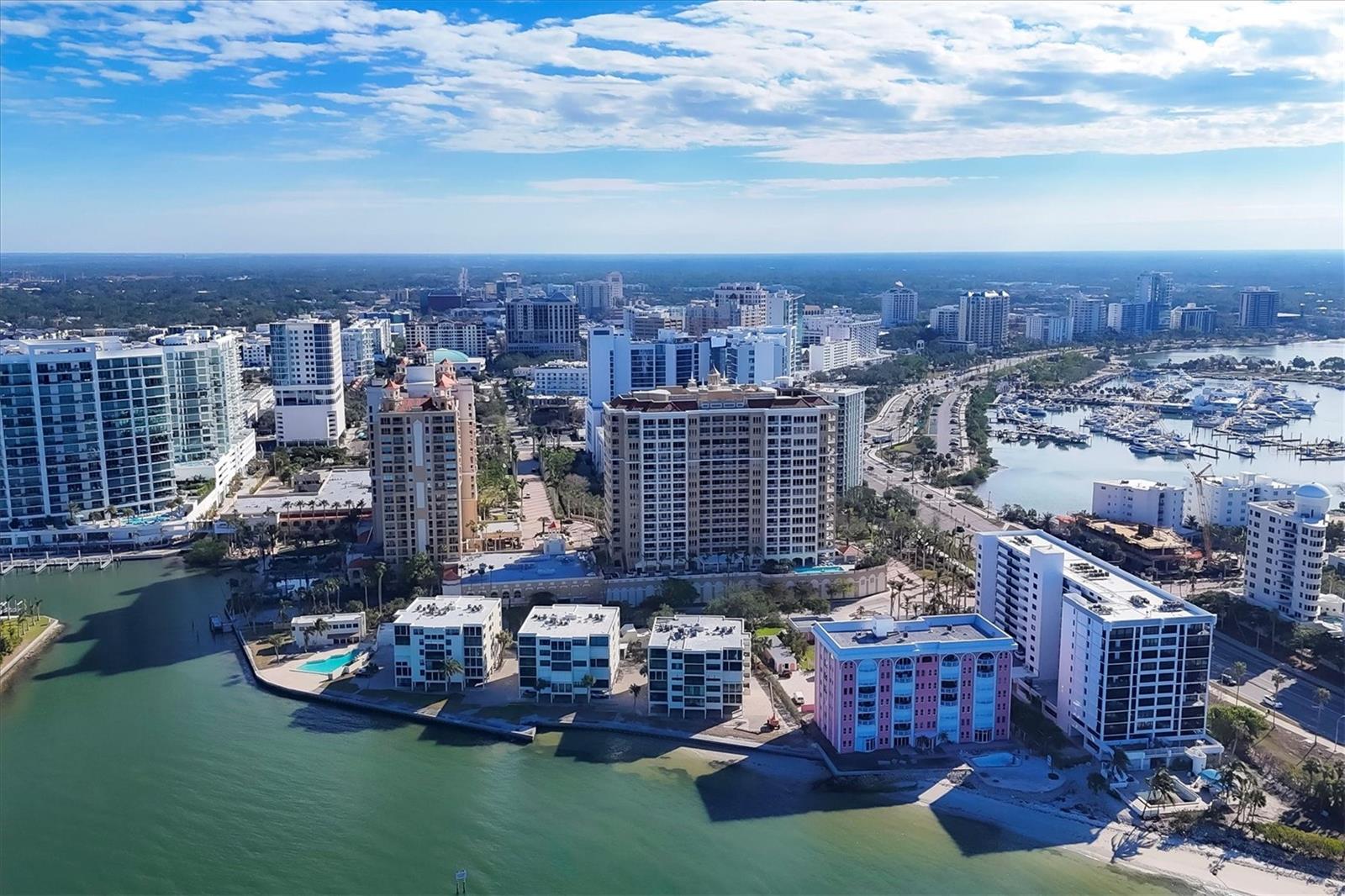 THE TOWER RESIDENCES - Residential