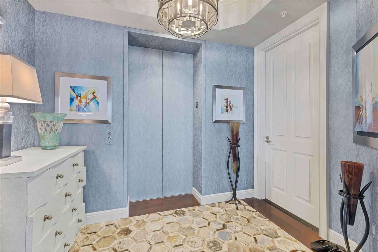 35 WATERGATE DRIVE 1203