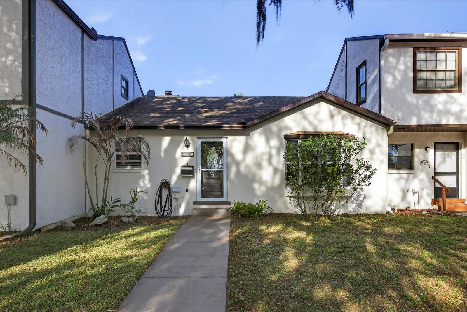 LINWOOD SQUARE TWNHMS - Residential