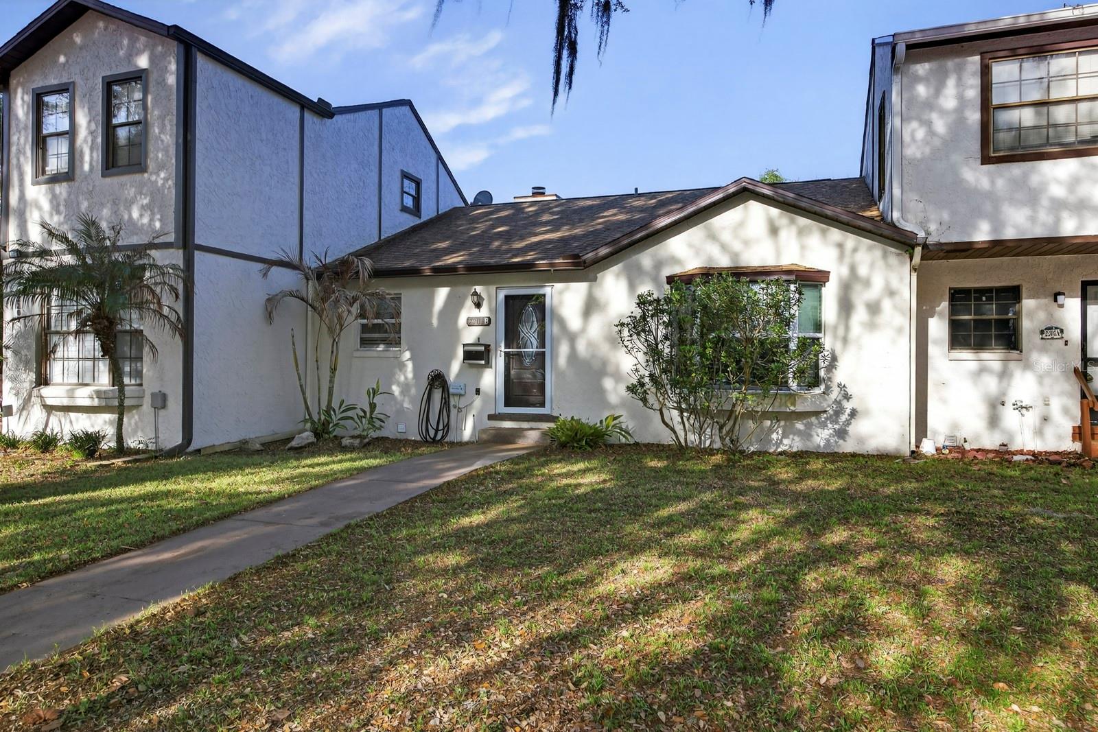 LINWOOD SQUARE TWNHMS - Residential