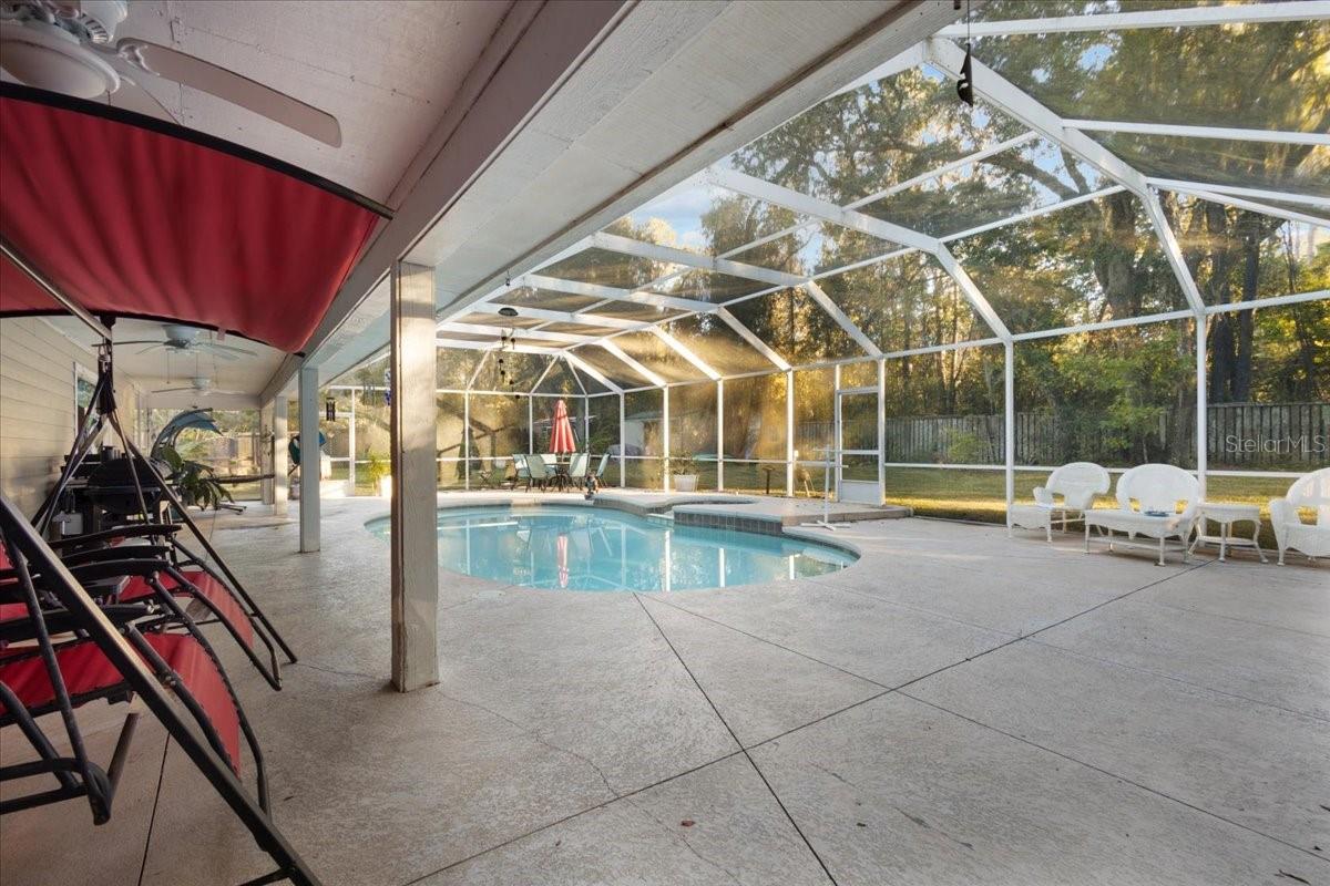 SPRING FOREST - Residential