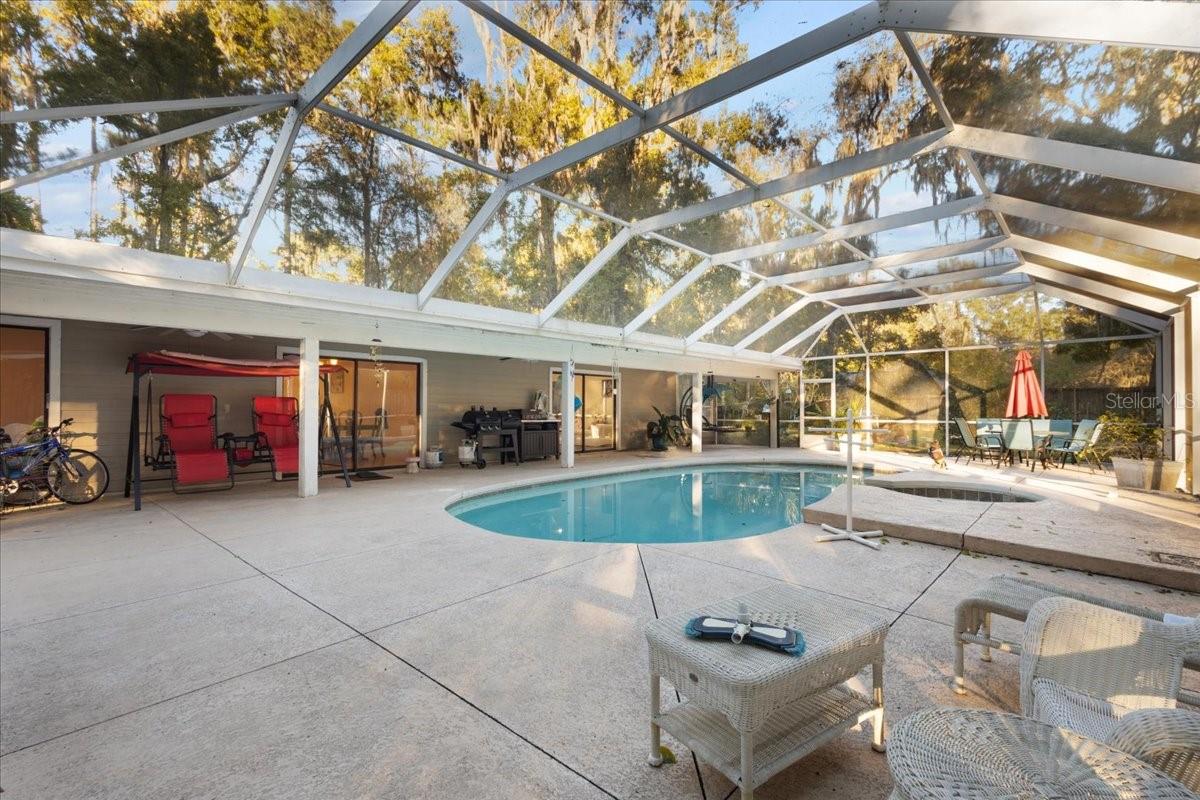 SPRING FOREST - Residential