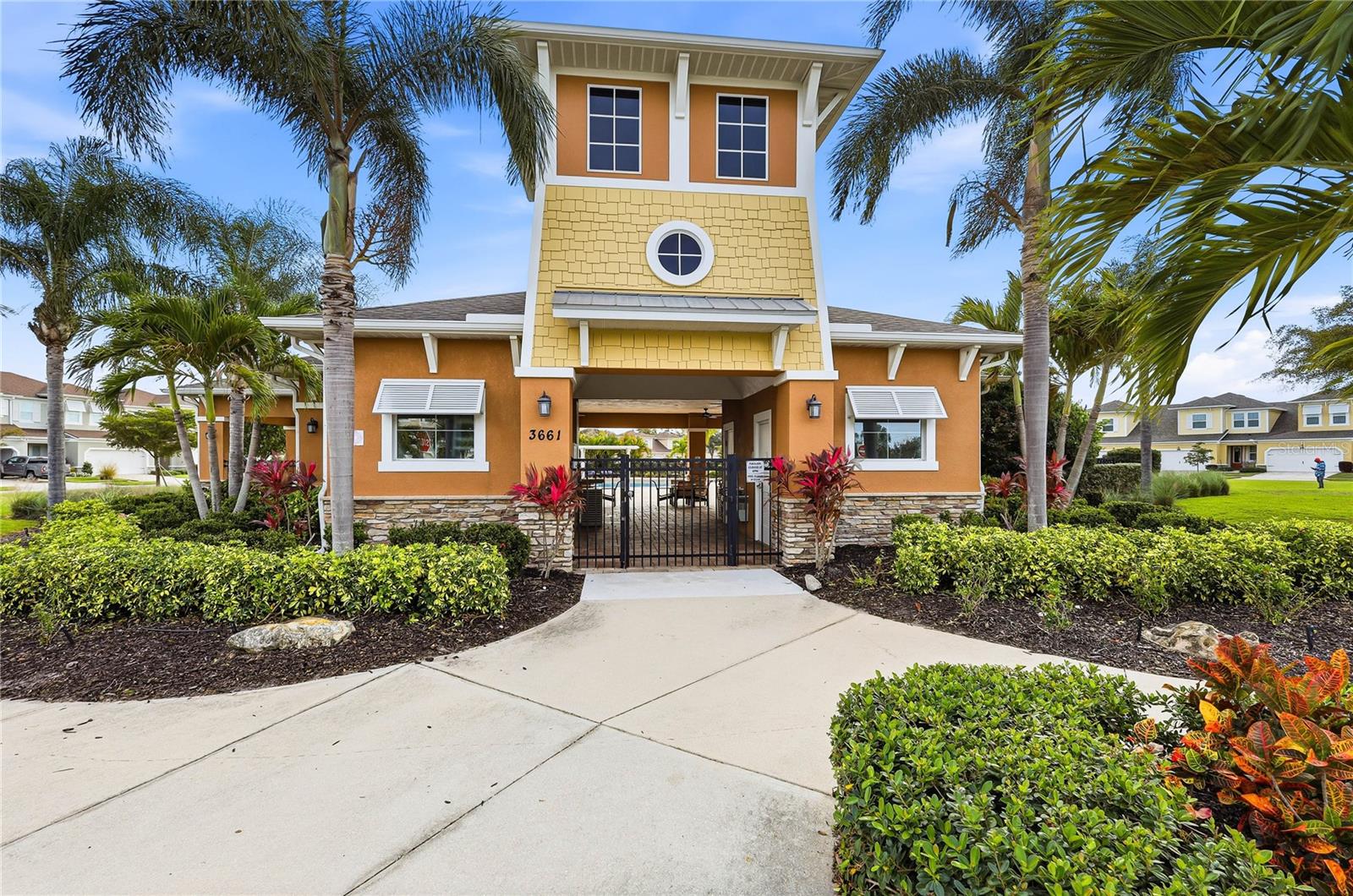 ENCLAVE/FRST LAKES - Residential