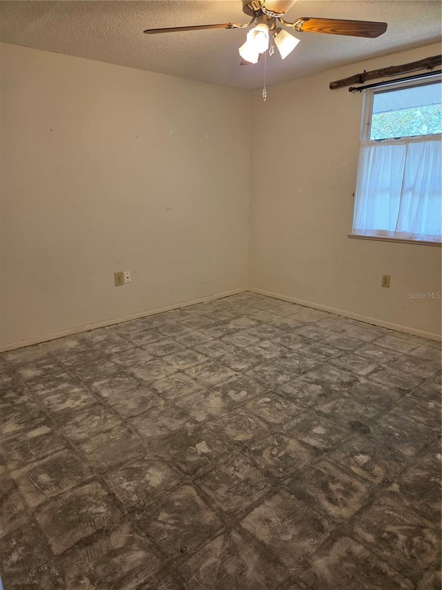 SOUTH VENICE - Residential