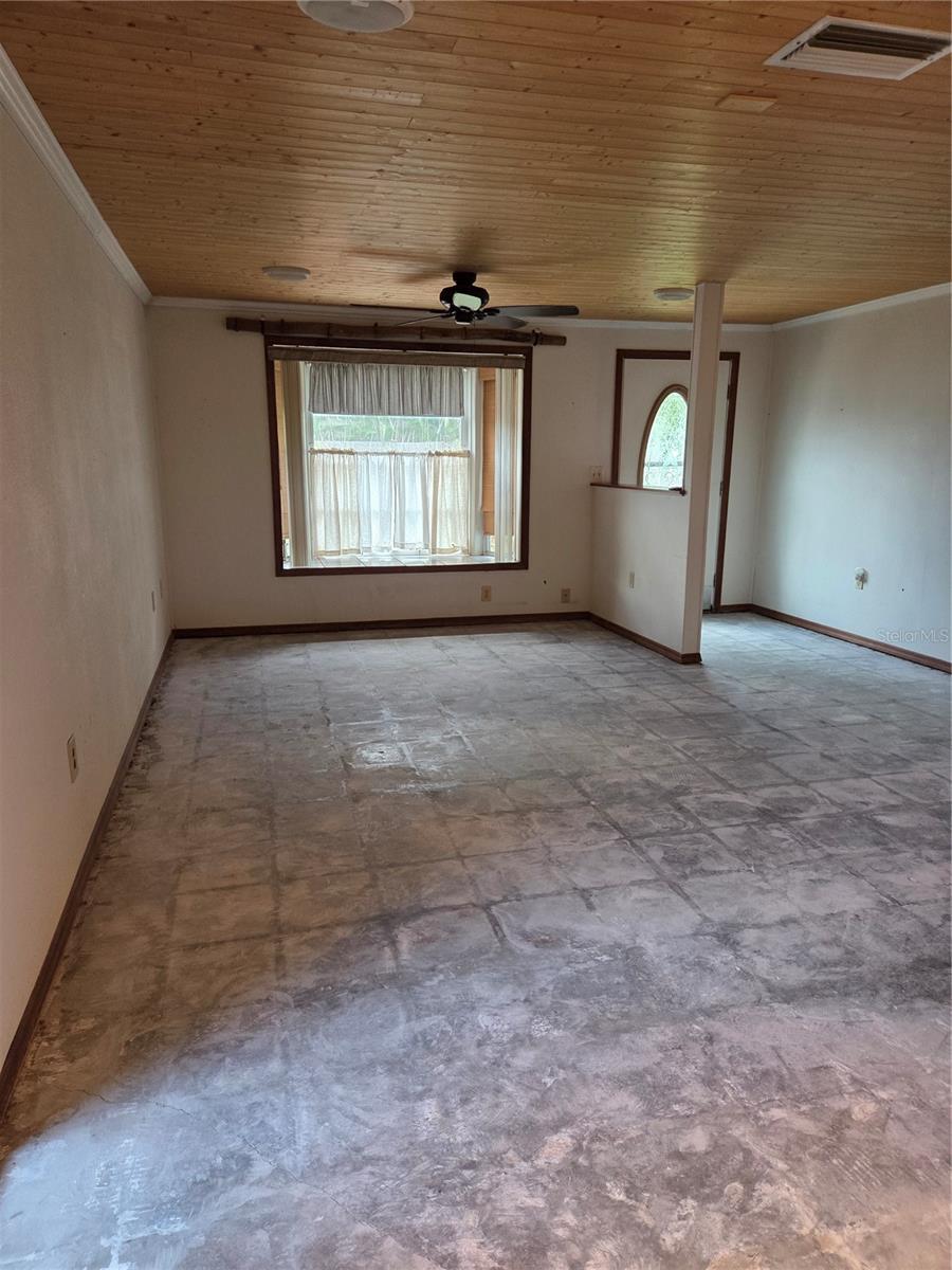 SOUTH VENICE - Residential