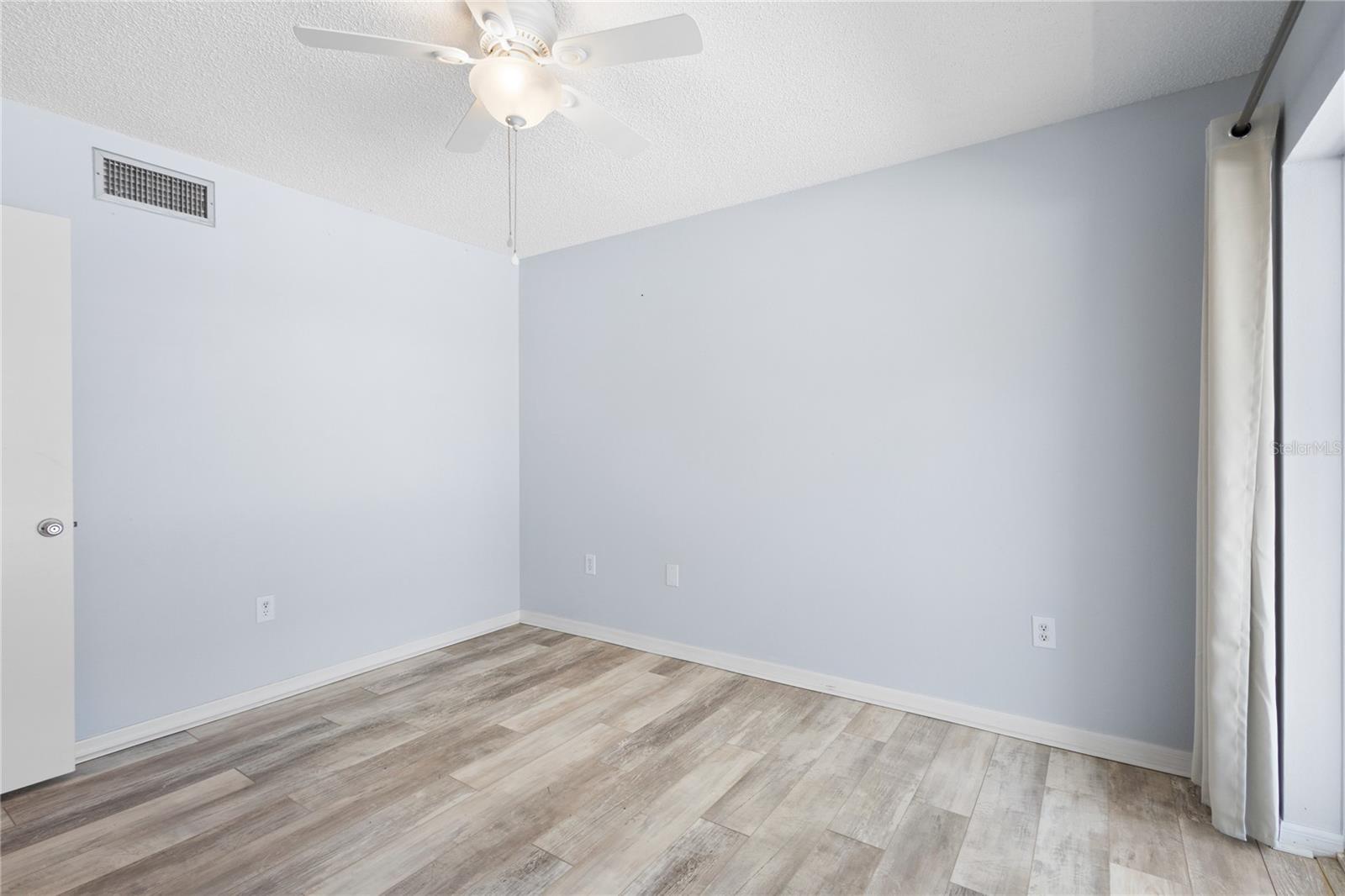 FARMINGTON VISTAS - Residential