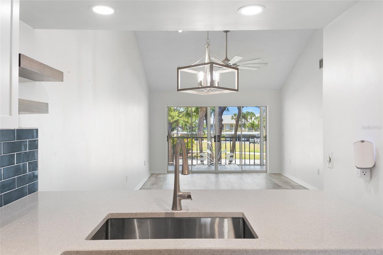FARMINGTON VISTAS - Residential