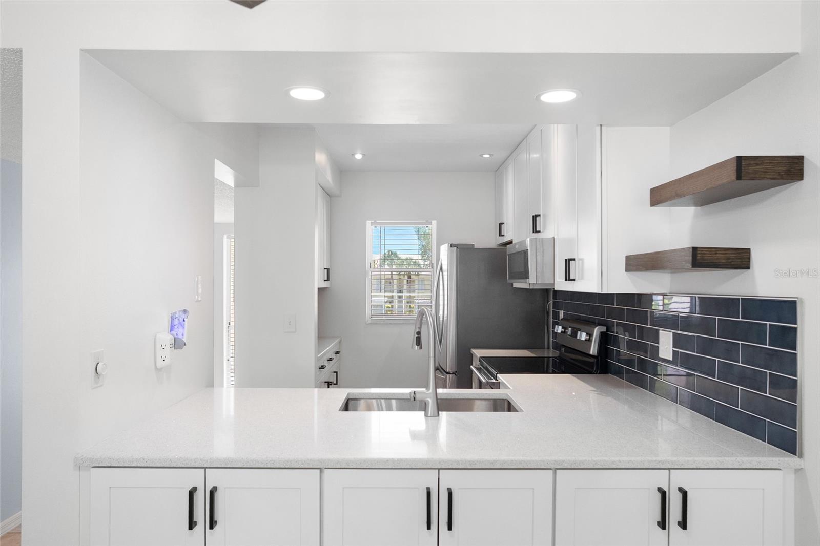 FARMINGTON VISTAS - Residential