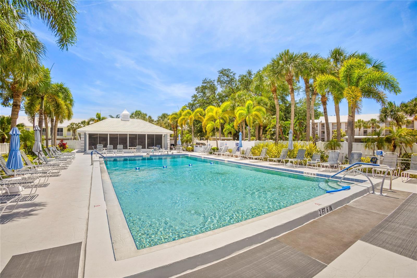 FARMINGTON VISTAS - Residential