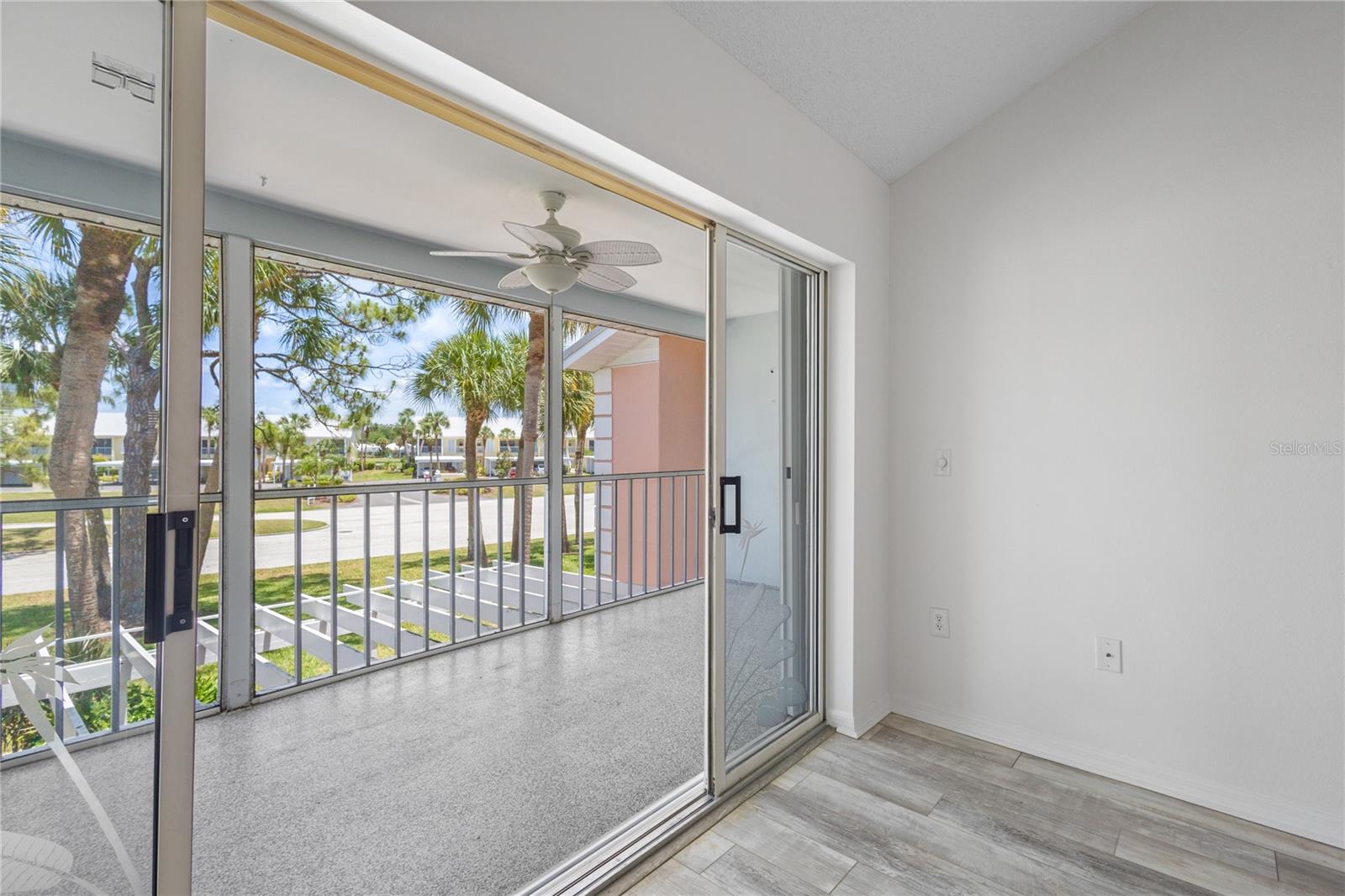 FARMINGTON VISTAS - Residential