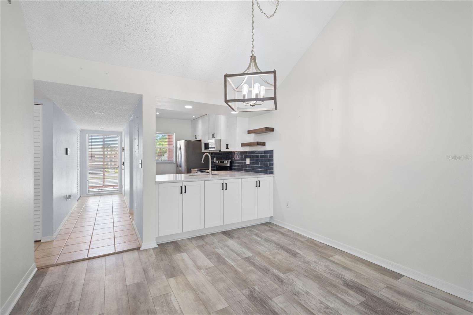 FARMINGTON VISTAS - Residential