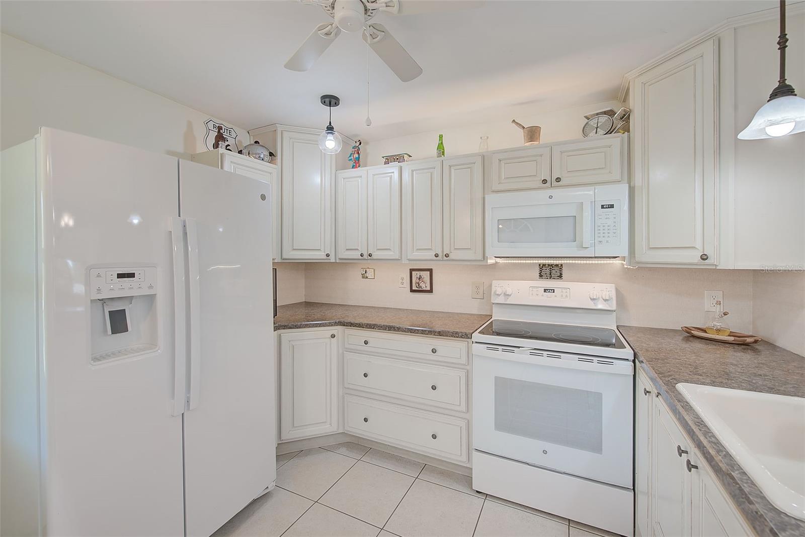 12300 VONN ROAD 2204