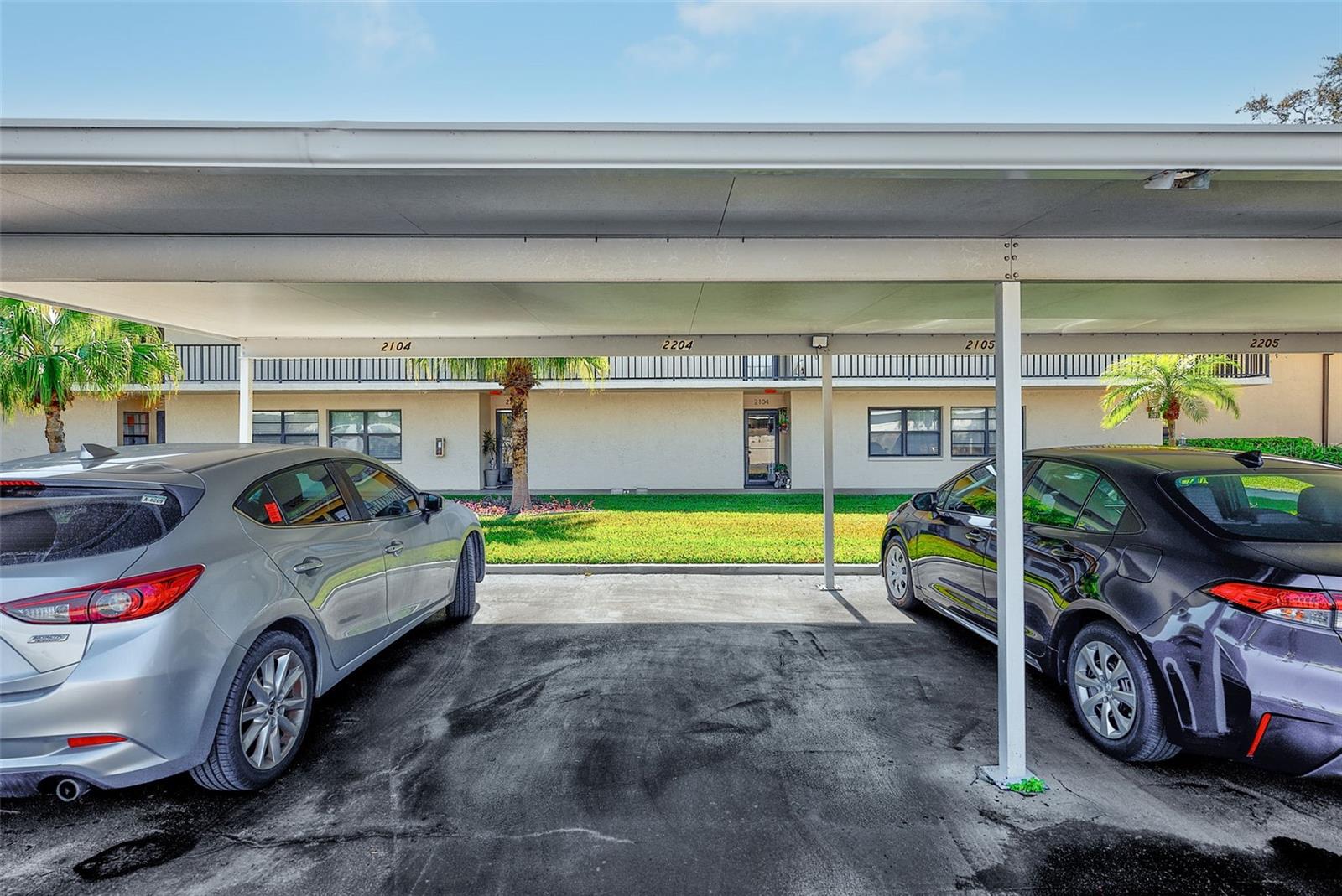 VILLAS DE GOLF CONDO - Residential