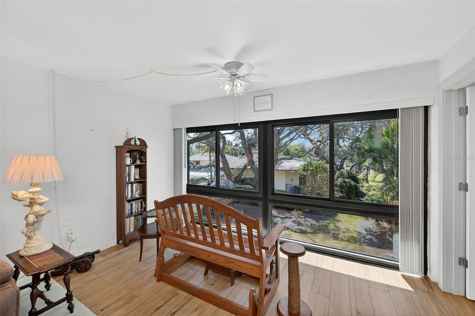 VILLAS DE GOLF CONDO - Residential