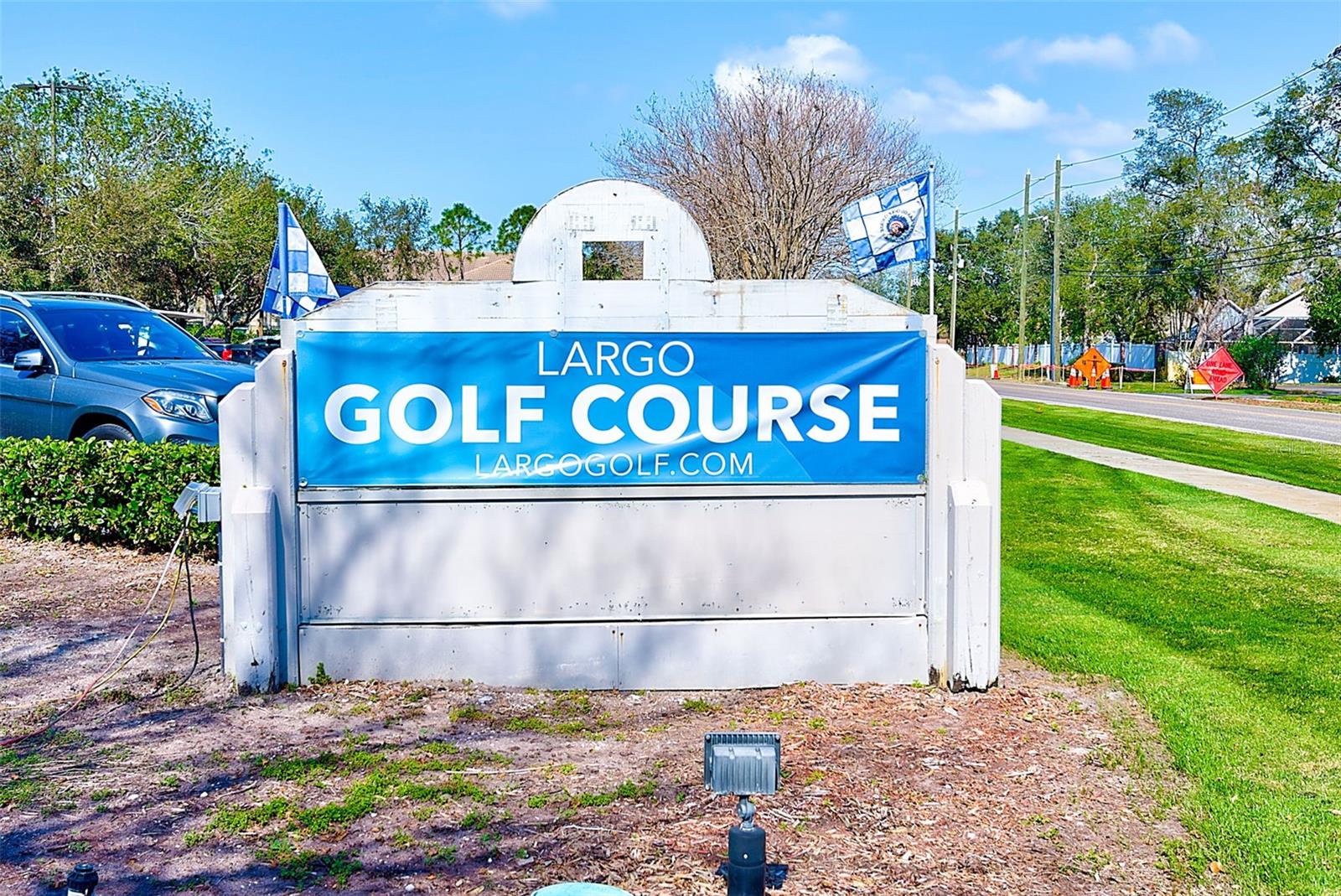 VILLAS DE GOLF CONDO - Residential