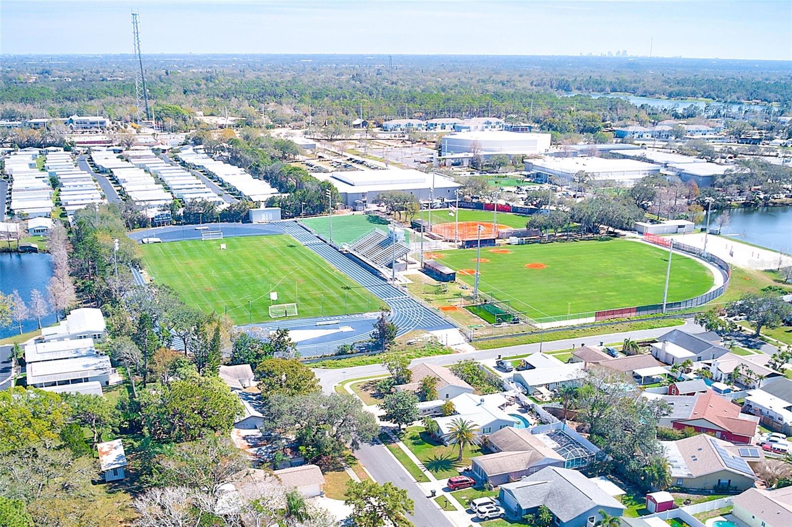 VILLAS DE GOLF CONDO - Residential