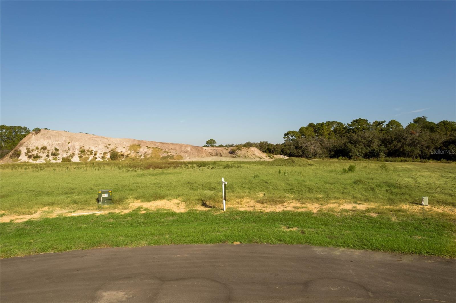 SHORELINE RANCH - Land