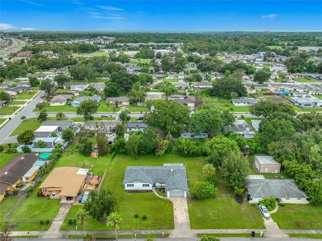Photo of 1722 Dorris Drive, Orlando, FL 32807 (MLS # O6439127)