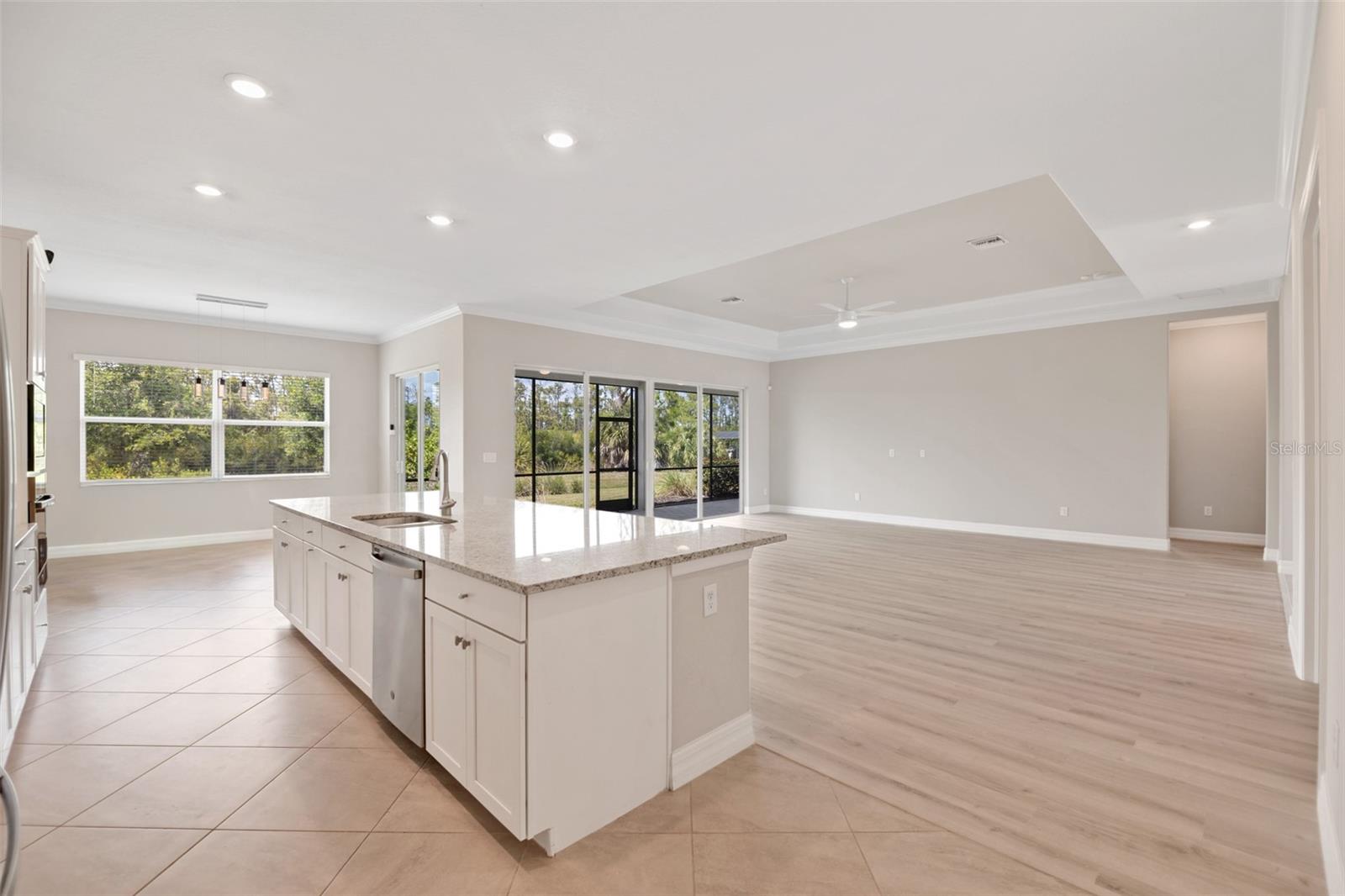 HARBOR WEST - Residential Lease