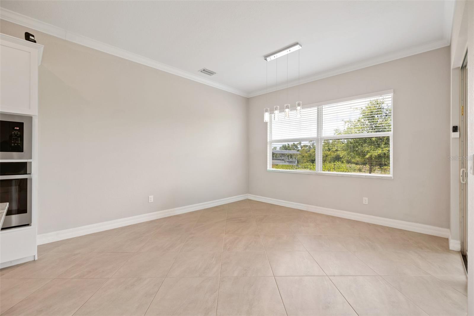 HARBOR WEST - Residential Lease