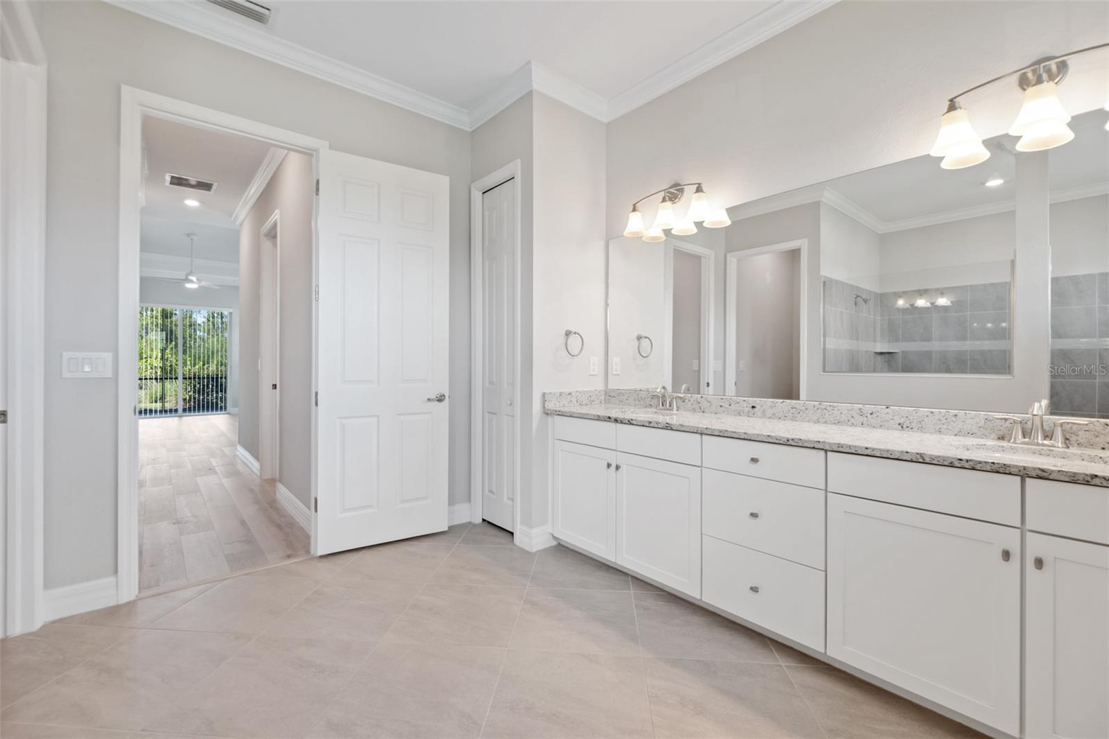 HARBOR WEST - Residential Lease