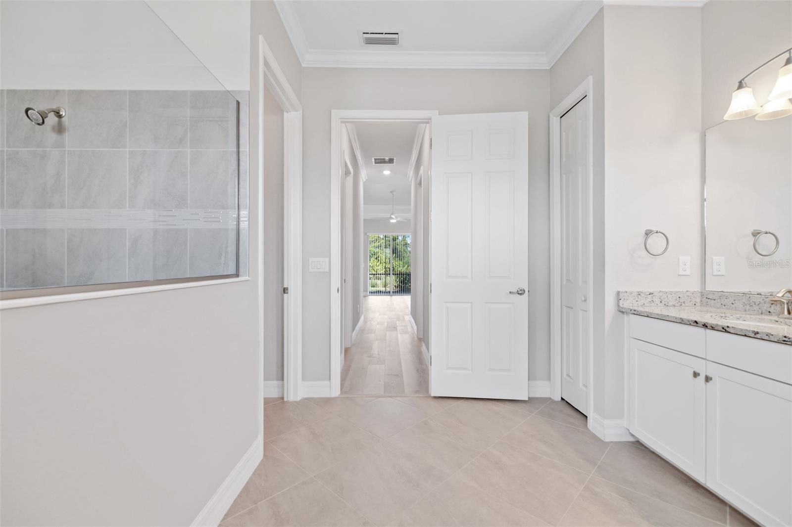 HARBOR WEST - Residential Lease